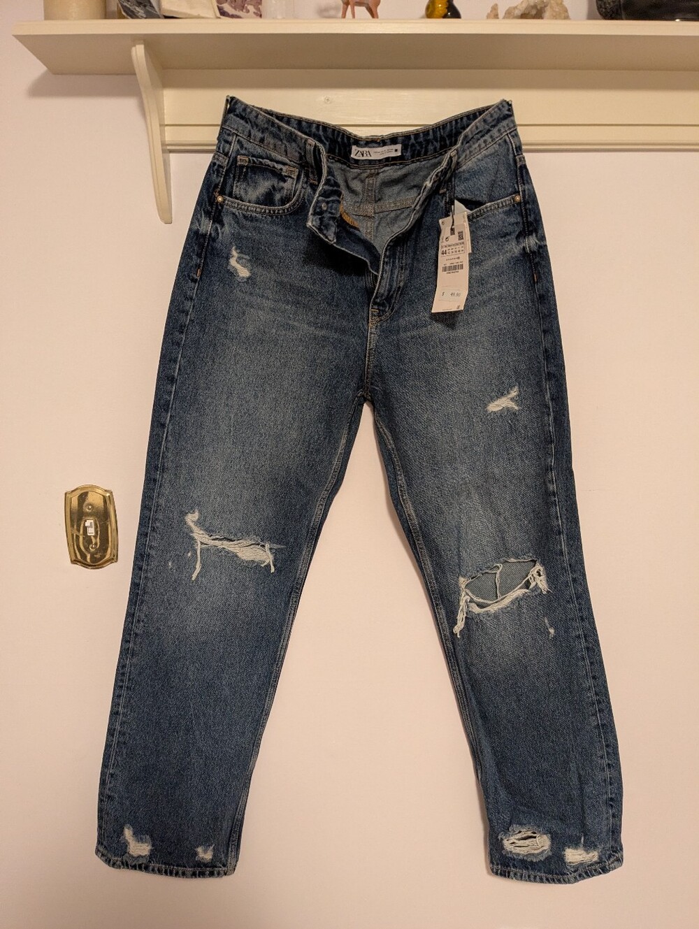 Zara High-Waisted Distressed Straight Leg Jeans | Size 12 (US) / EUR 44